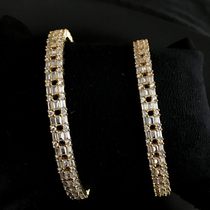 White Bangles/Kada 5522-9587 - Dazzles Jewellery