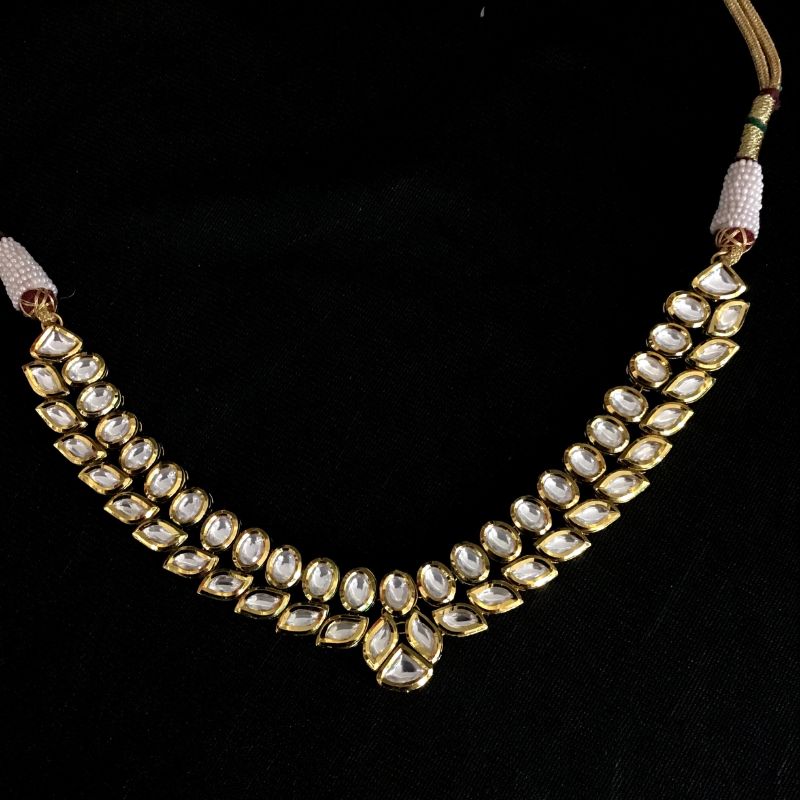 White Kundan Necklace Set 6382-1603 - Dazzles Jewellery