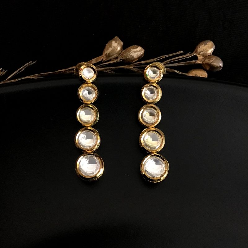 White Kundan Earring 6859-0055 - Dazzles Jewellery
