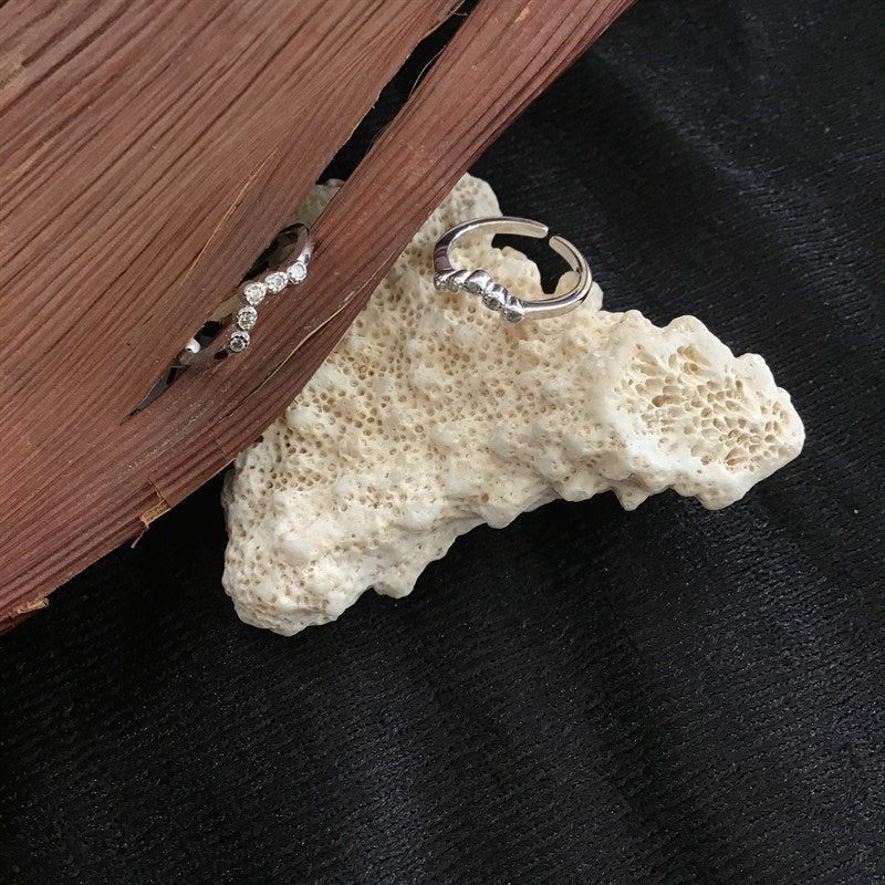 Silver Toe Ring With White Stones - Dazzles Jewellery