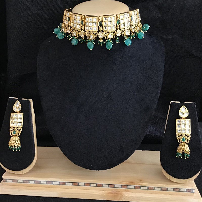 Green Kundan Necklace Set 8803-2862 - Dazzles Jewellery