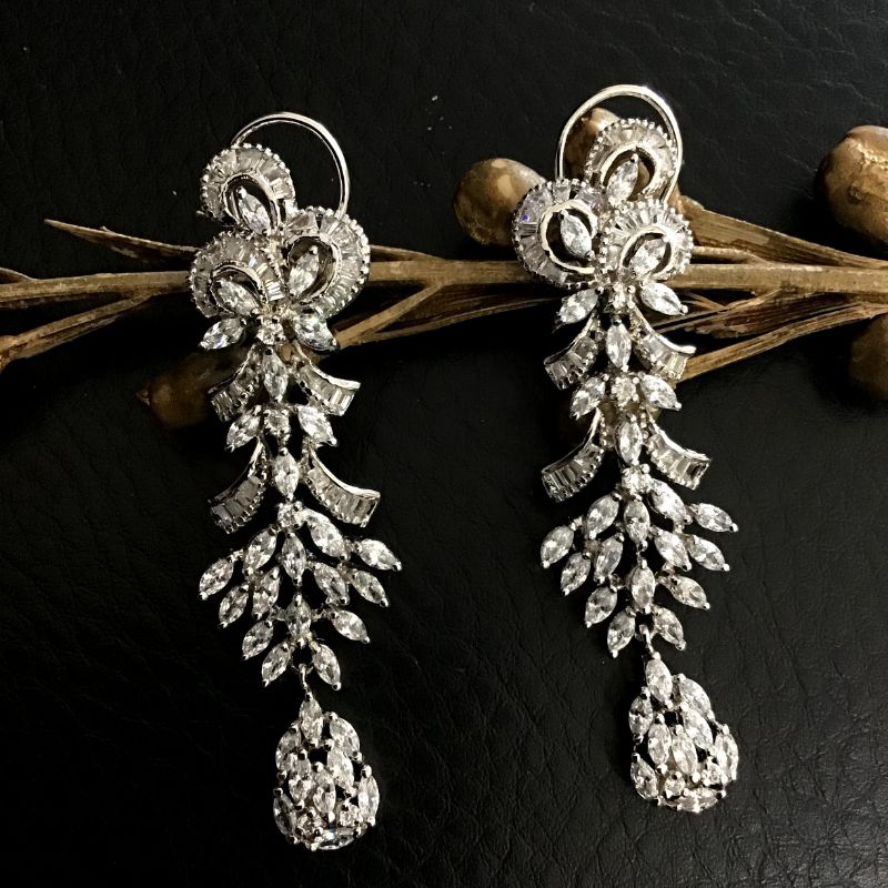 Silver Zircon/AD Earring 8913-3024 - Dazzles Jewellery