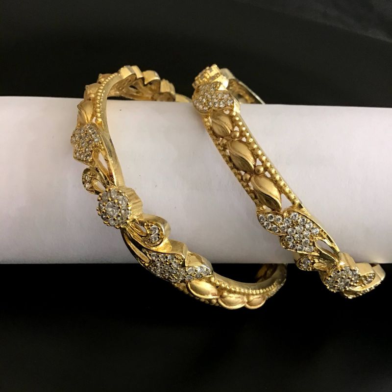 Gold Bangles/Kada 13654-0725 - Dazzles Jewellery