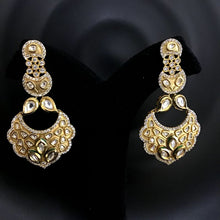 Elegant Kundan Earrings With Diamond And Kundan Work