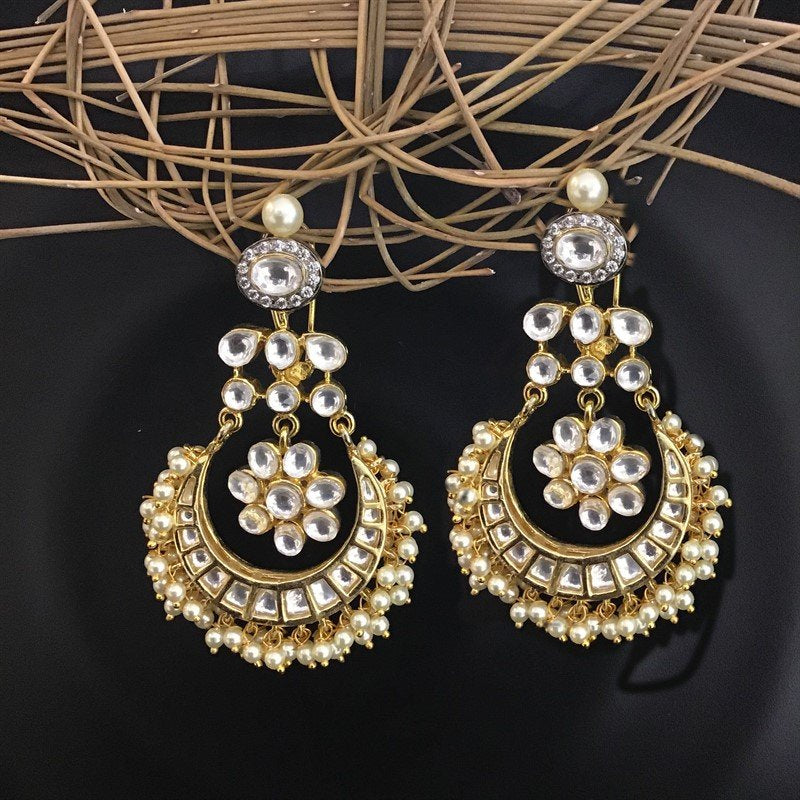 Gold Kundan Earring 9051-3313 - Dazzles Jewellery