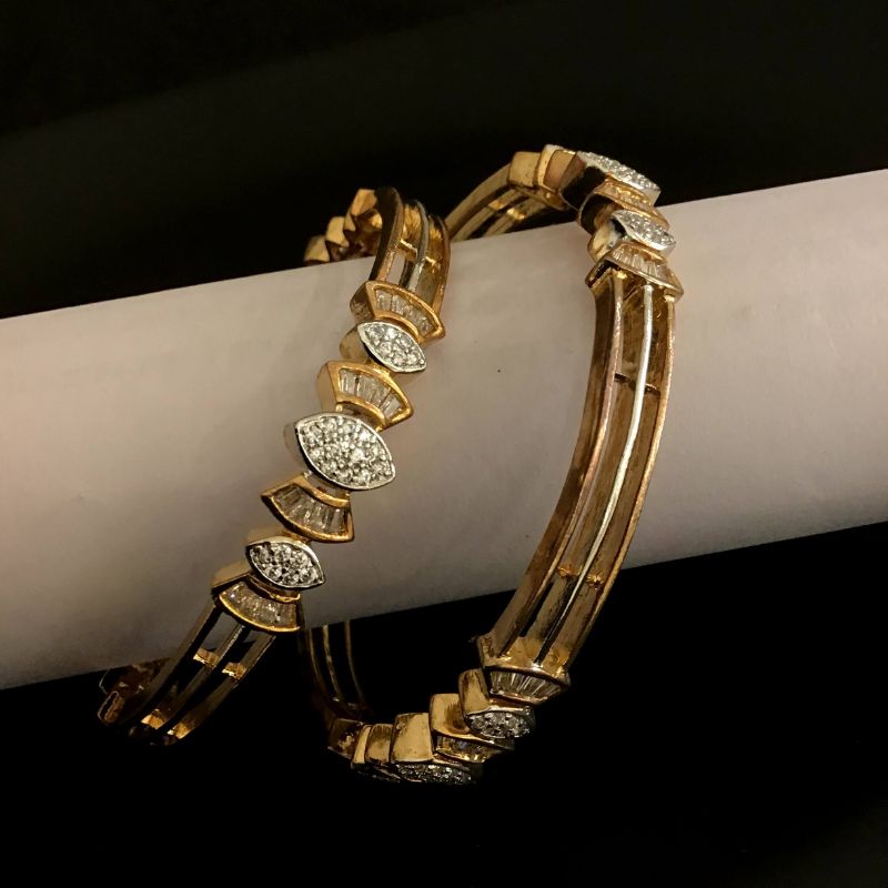 Gold Bangles/Kada 9074-3338 - Dazzles Jewellery