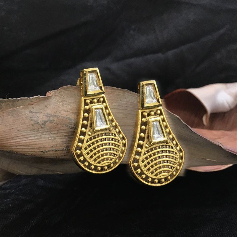 Gold Kundan Earring 9236-3904 - Dazzles Jewellery