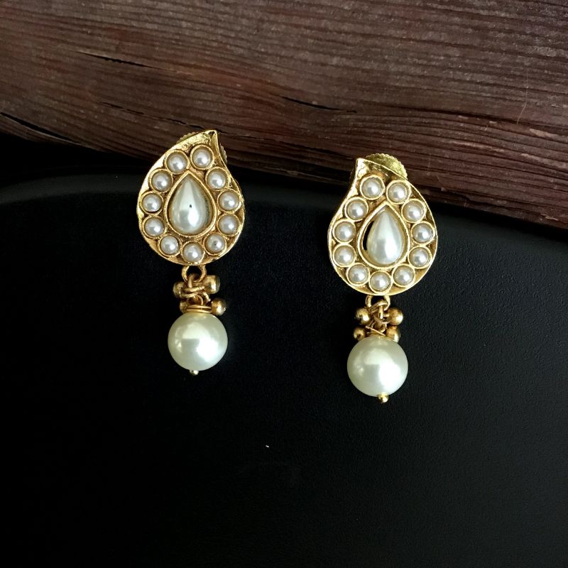 Elegant Pendant Set With Pearl Work - Dazzles Jewellery