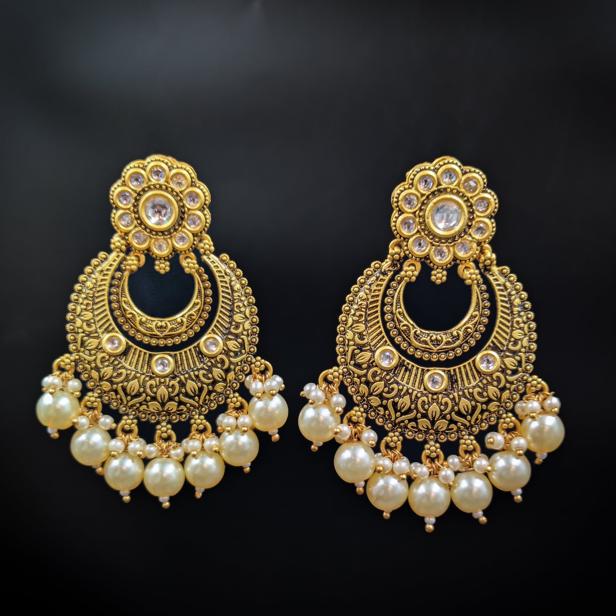 Chandbali Antique Earring 8336-100 - Dazzles Jewellery