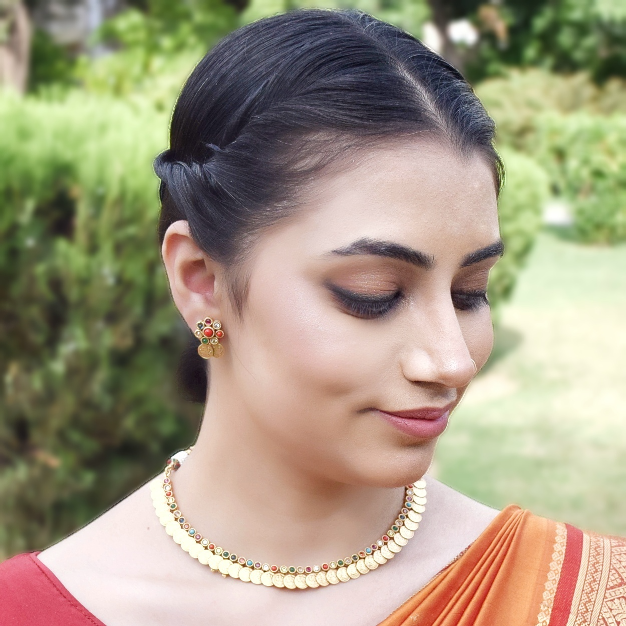 Round Neck Temple Necklace Set 3622-28 - Dazzles Jewellery