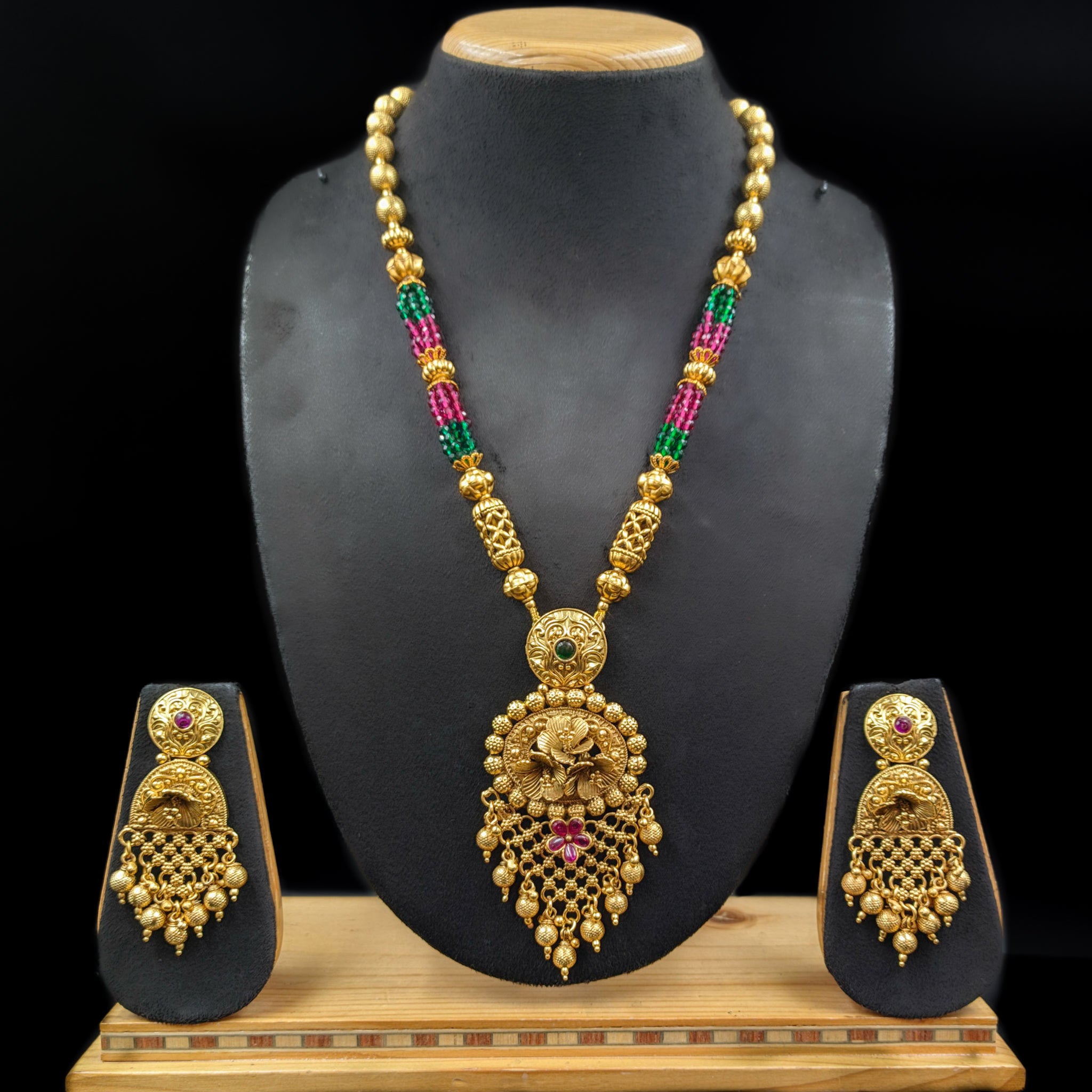 Antique Gold Plated Pendant Set 6990-1 - Dazzles Jewellery