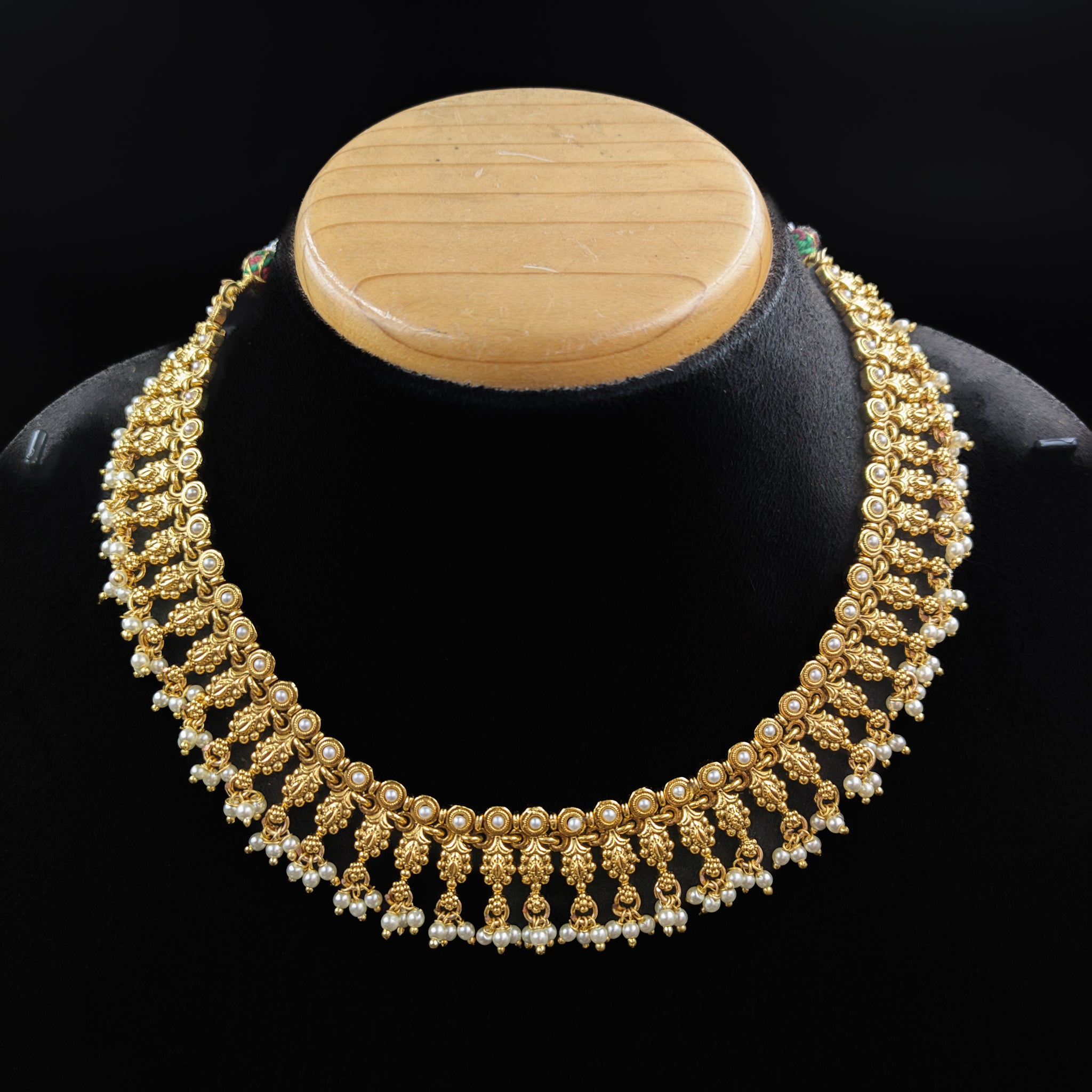 Round Neck Antique Necklace Set 6428-28 - Dazzles Jewellery