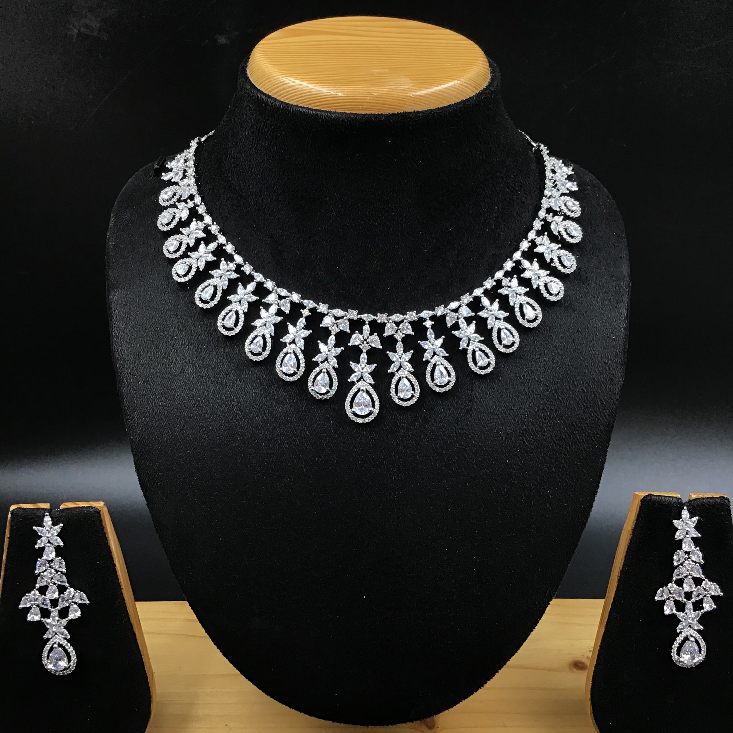 Buy Round Neck Zircon AD Necklace Set 5932 69 Online 7107476226101 Dazzles Jewellery