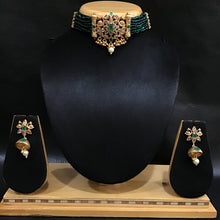 Gold Look Choker Set 1559-28 - Dazzles Jewellery