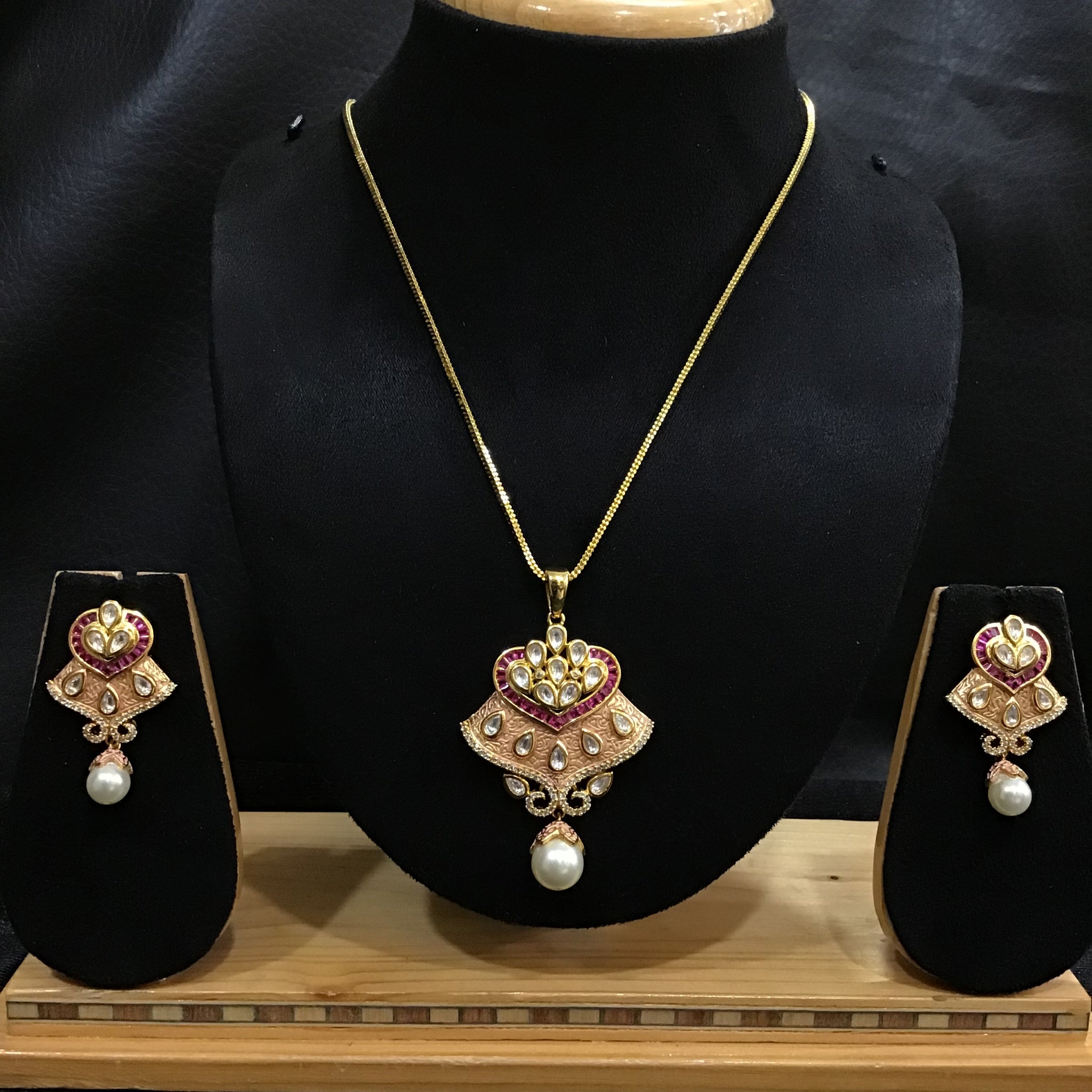 Pink Meenakari Kundan Pendant Set - Dazzles Jewellery