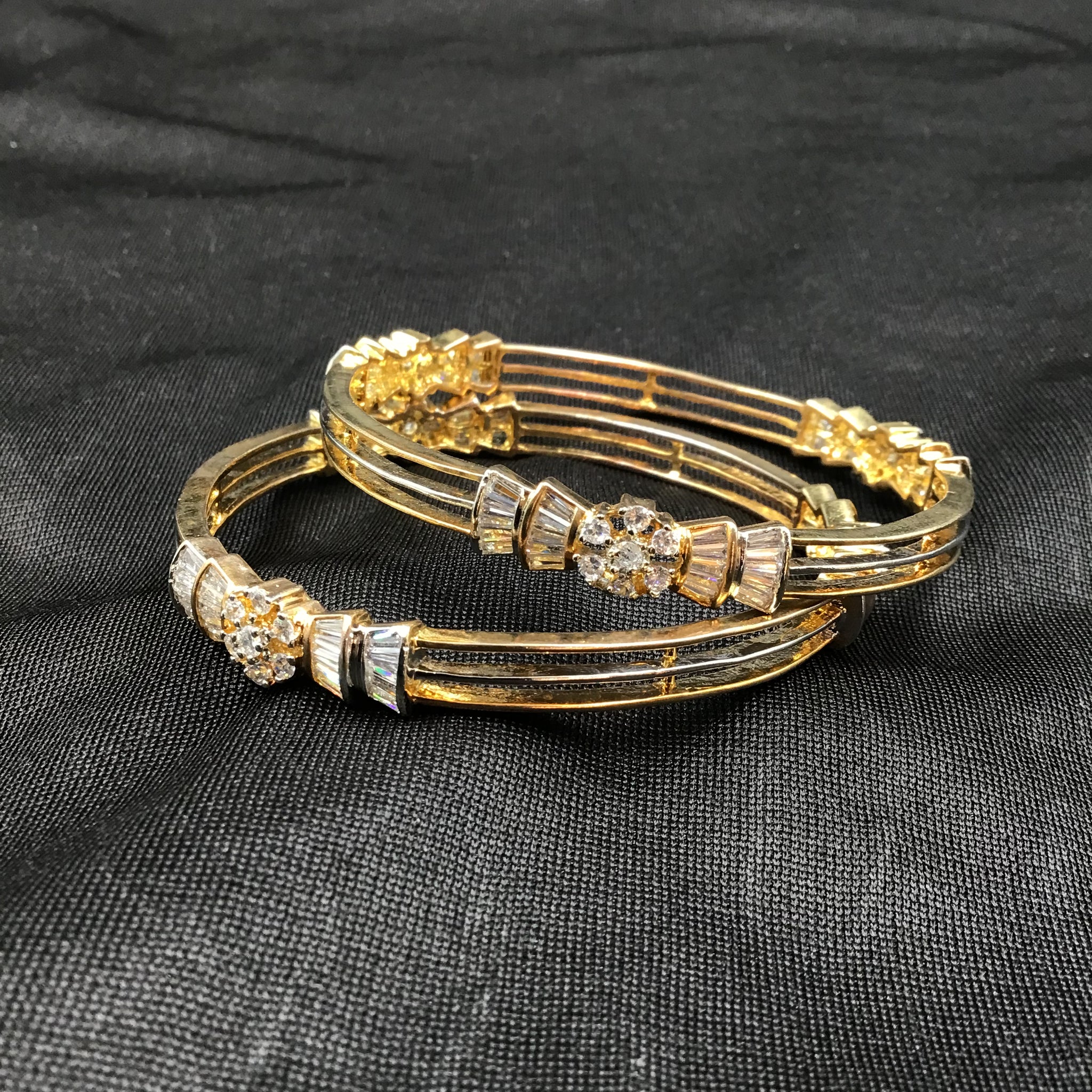 Gold Bangles/ kada12630-9149 - Dazzles Jewellery