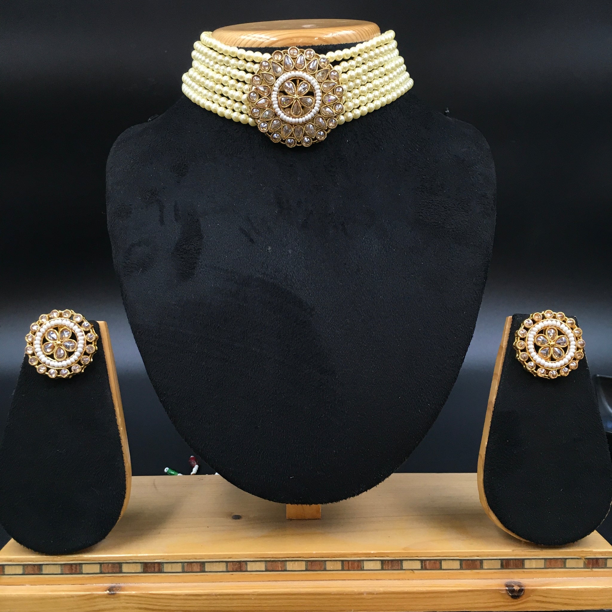 Choker Gold Look Necklace Set 4666-33 - Dazzles Jewellery