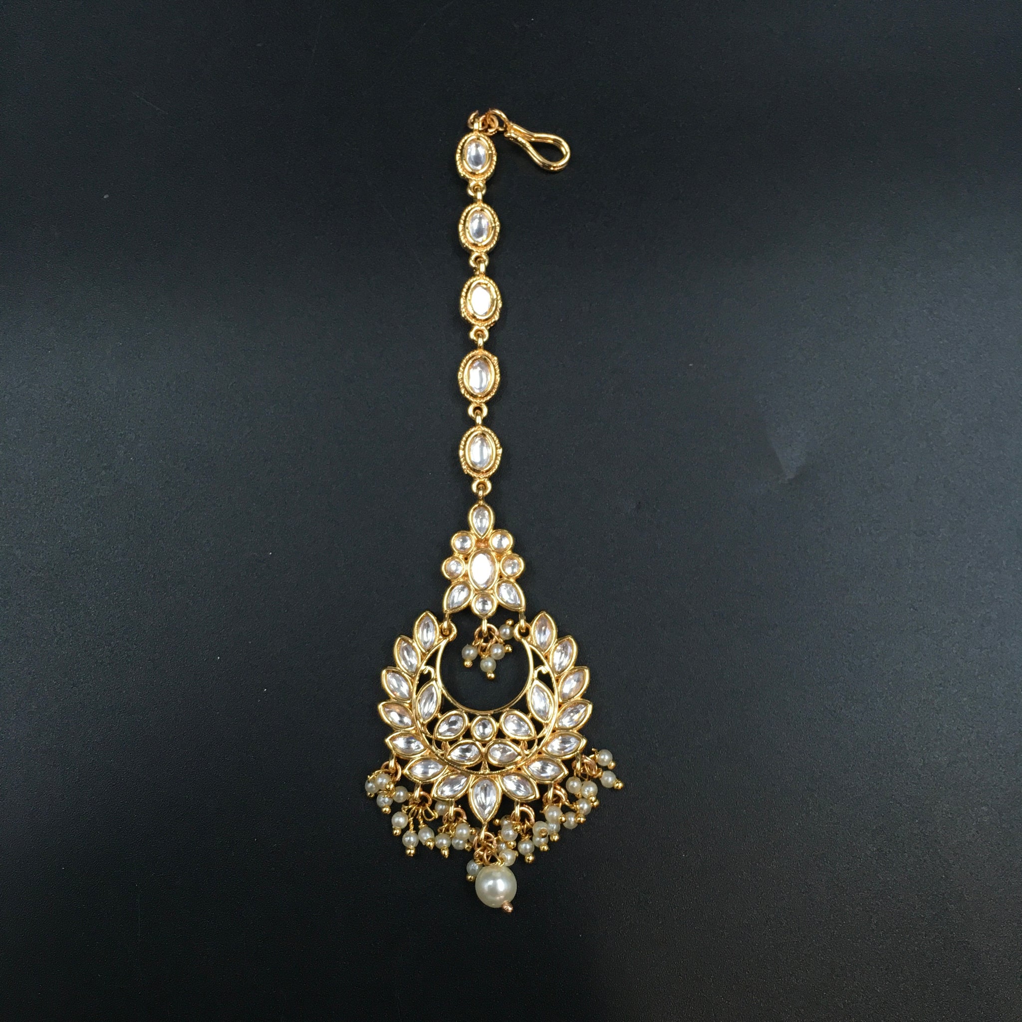 Kundan Maang Tikka 3835-28 - Dazzles Jewellery