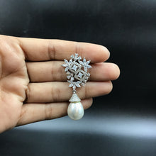 Light Zircon/AD Earring 4180-69 - Dazzles Jewellery