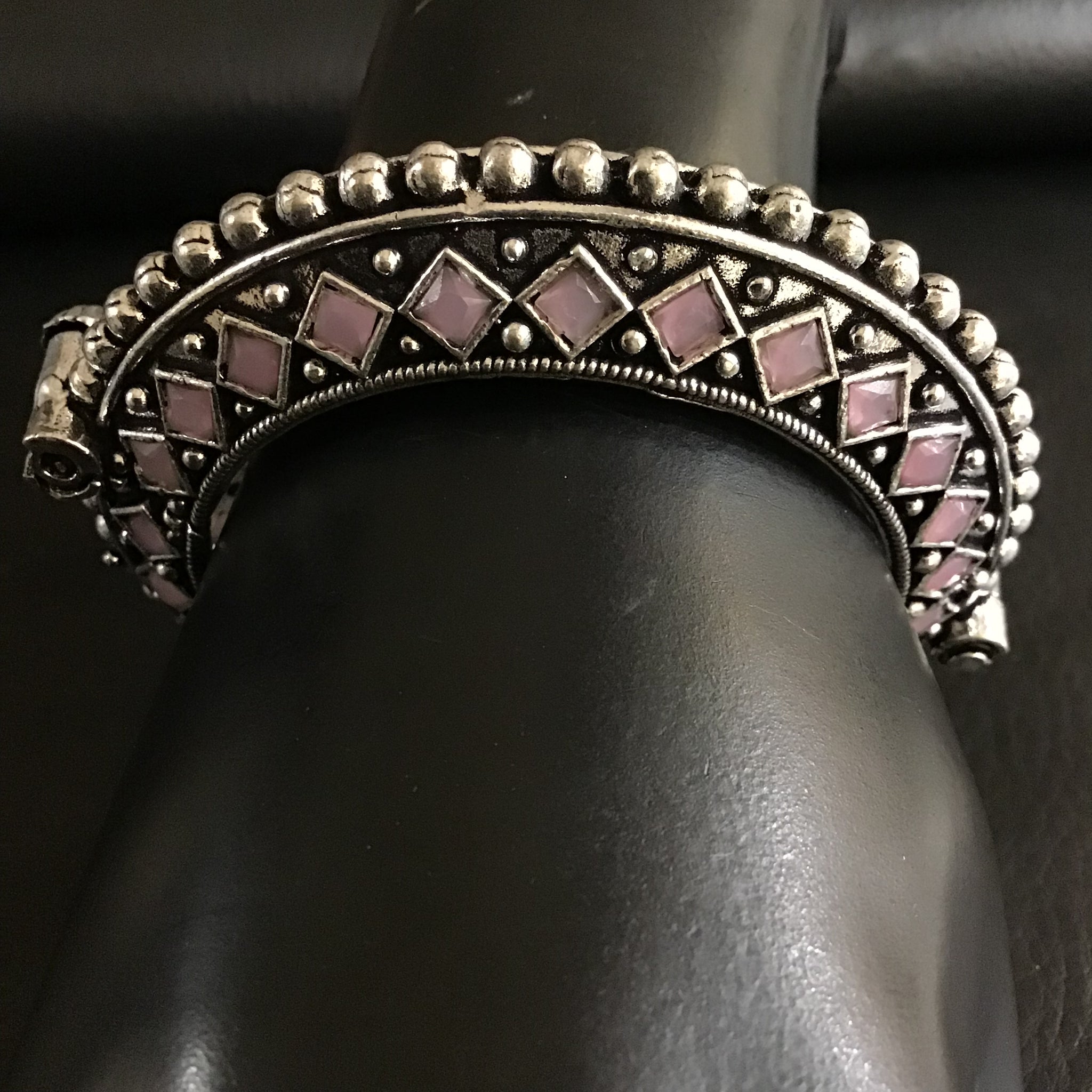 Bangles/Kada 1342-31 - Dazzles Jewellery