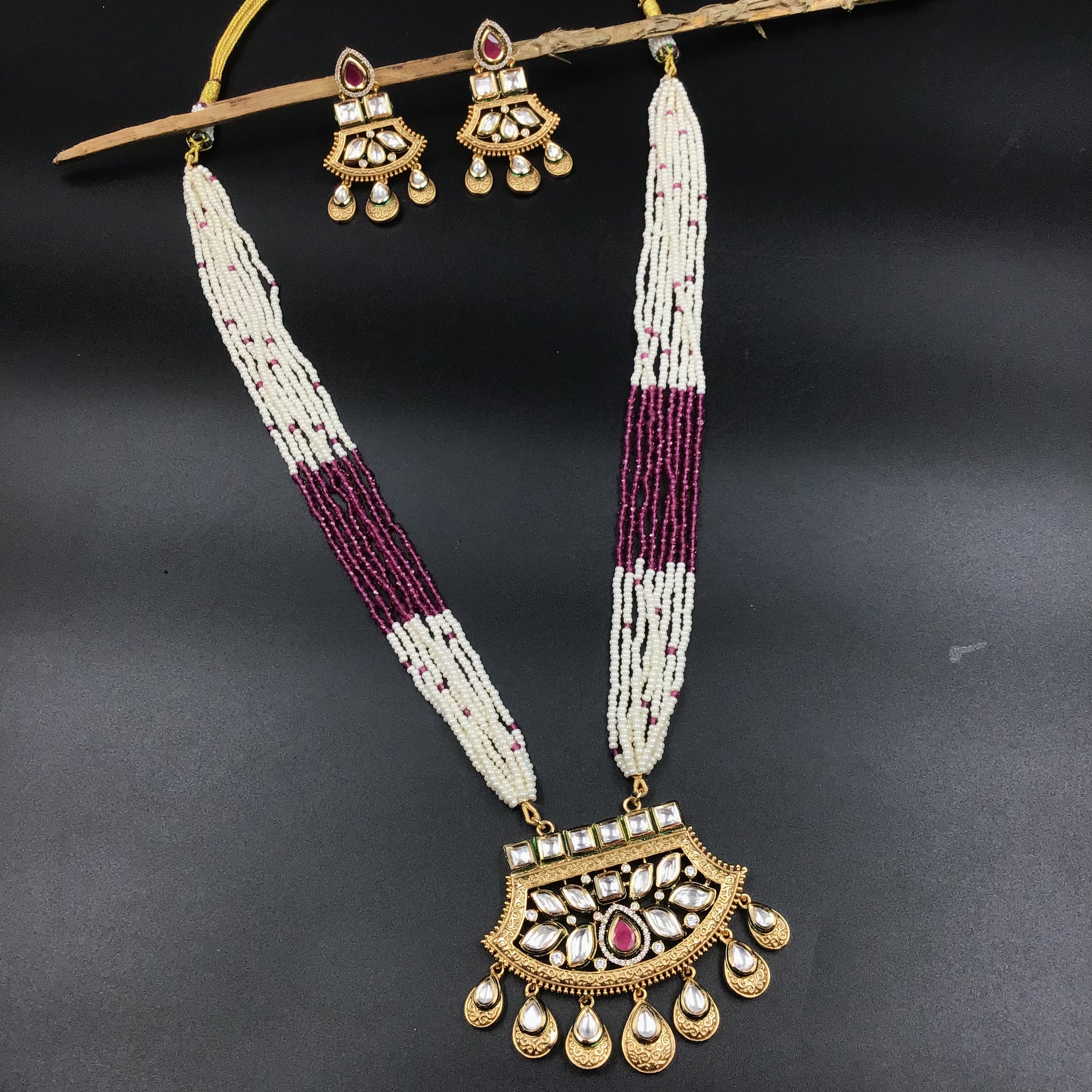 Medium Kundan Pendant Set 6111-4 - Dazzles Jewellery