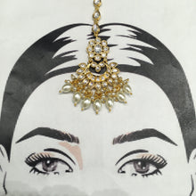 Kundan Maang Tikka 5900-28 - Dazzles Jewellery