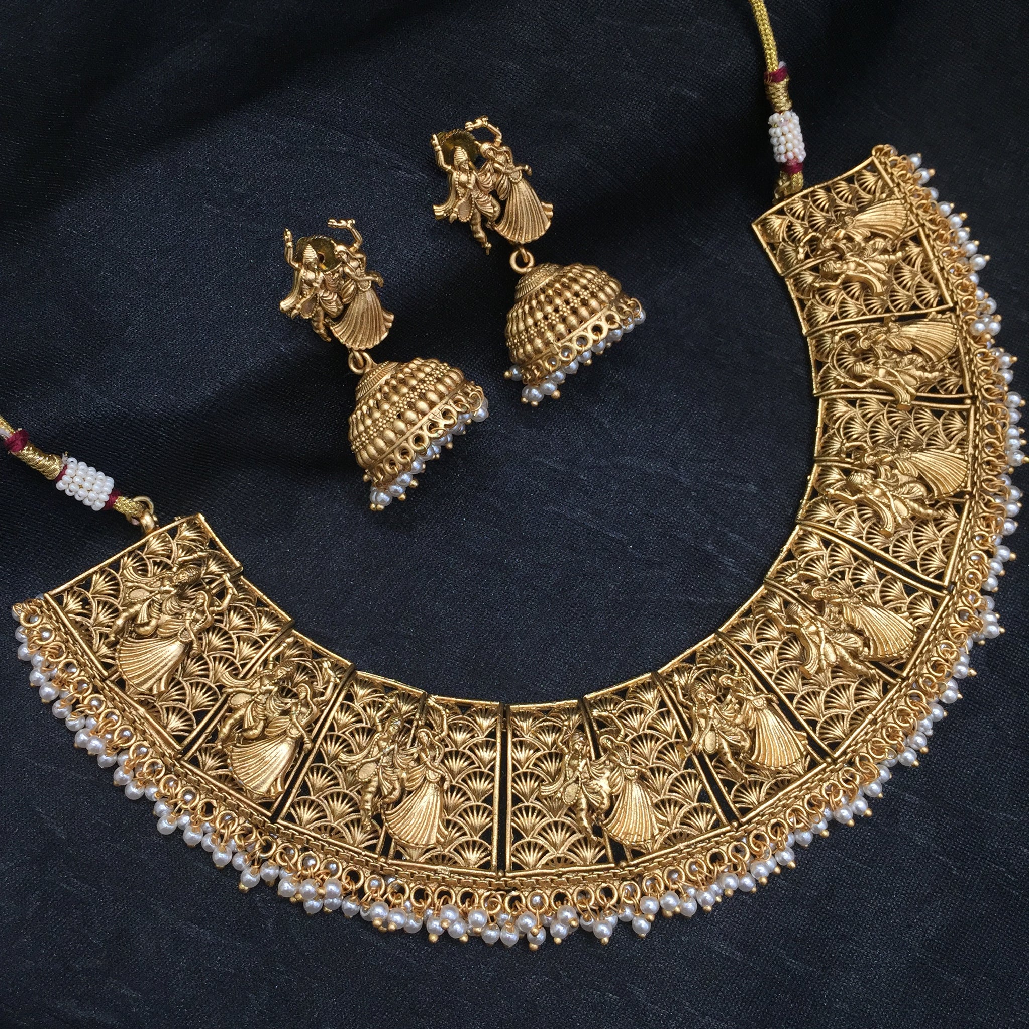 Round Neck Antique Necklace Set 5470-84 - Dazzles Jewellery