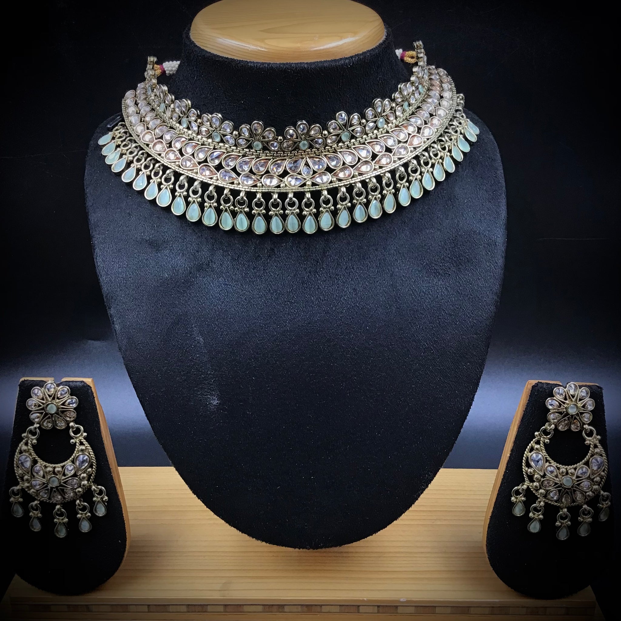 Mint Green Antique Necklace Set 12689-9221 - Dazzles Jewellery