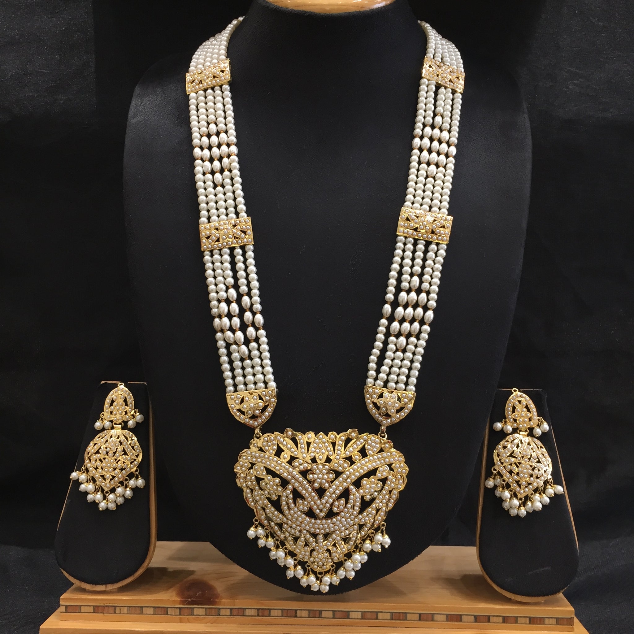 White Jadau Necklace Set 19212-6394 - Dazzles Jewellery