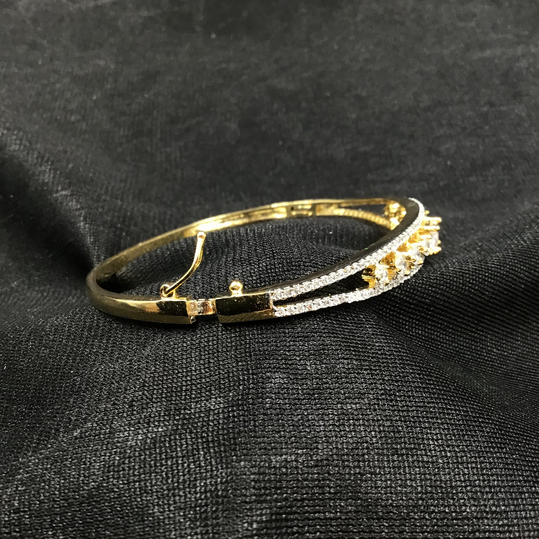 Openable Zircon/AD Bracelet 3223-11 - Dazzles Jewellery