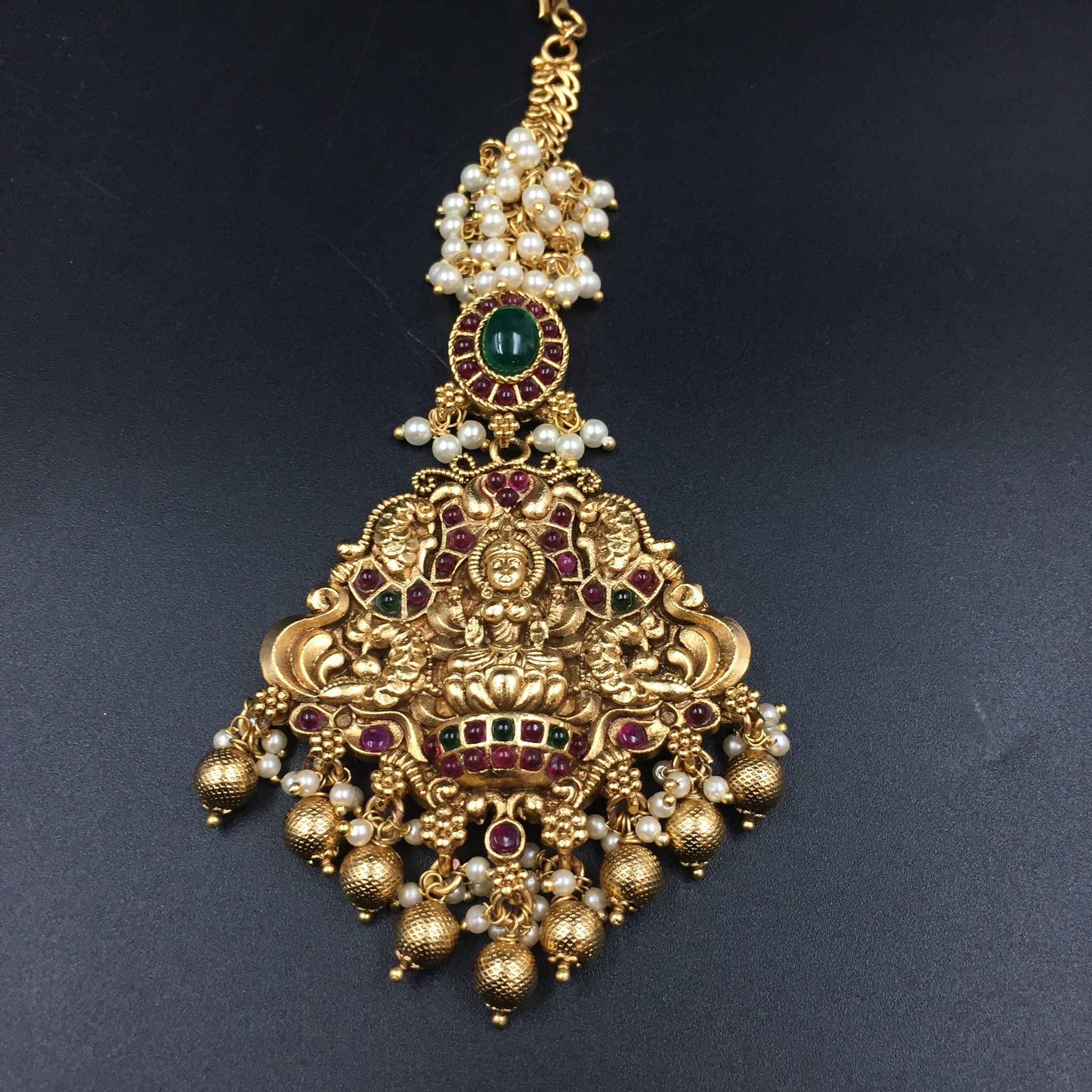 Antique Gold Polish Maang Tikka 3801-28 - Dazzles Jewellery