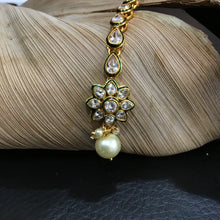 Kundan Polki Maang tikka 1258-100 - Dazzles Jewellery