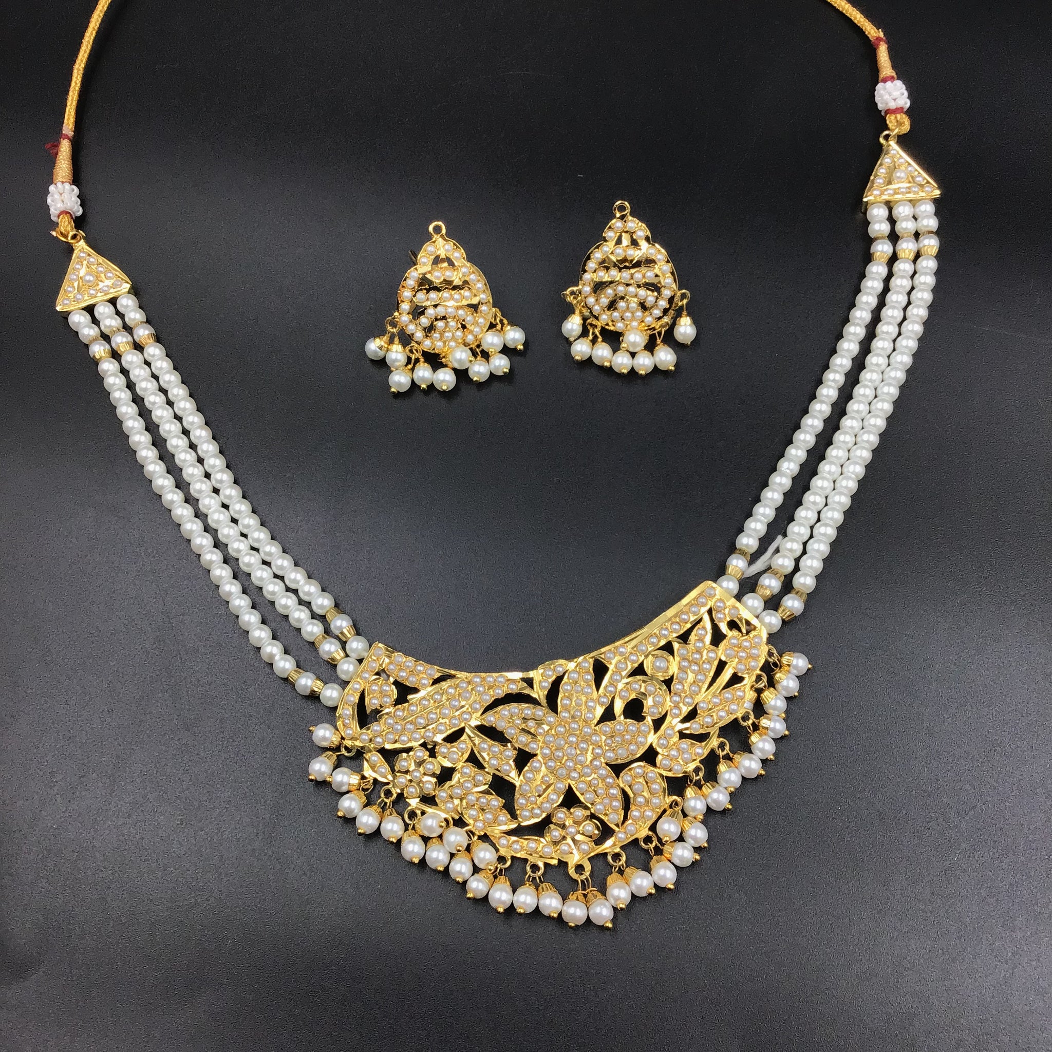 White Jadau Necklace Set - Dazzles Jewellery