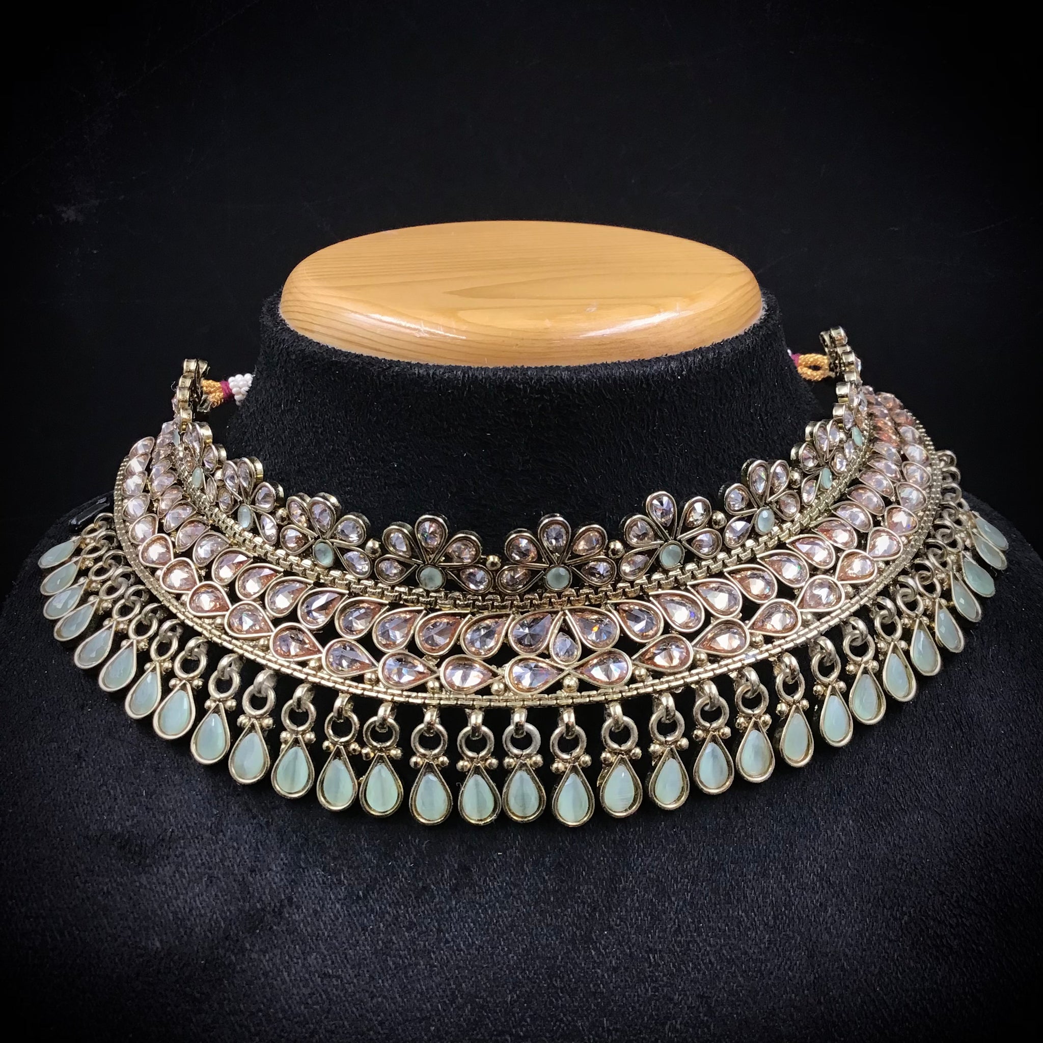 Mint Green Antique Necklace Set 12689-9221 - Dazzles Jewellery