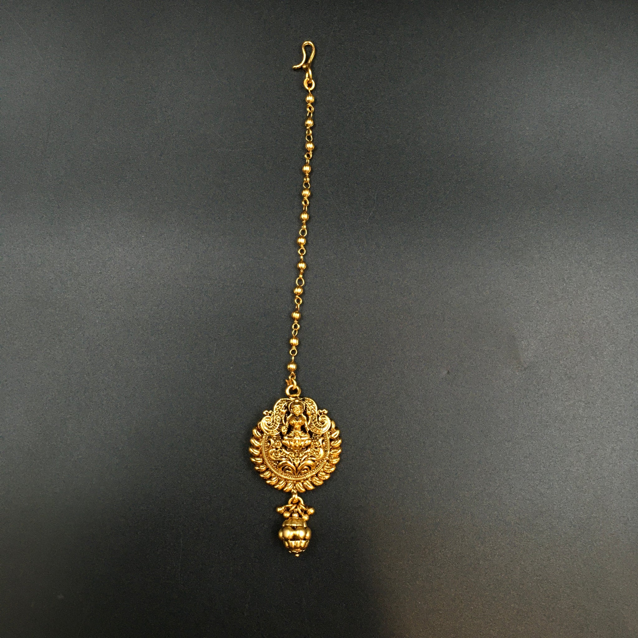 Antique Gold Polish Maang Tikka 3825-28 - Dazzles Jewellery