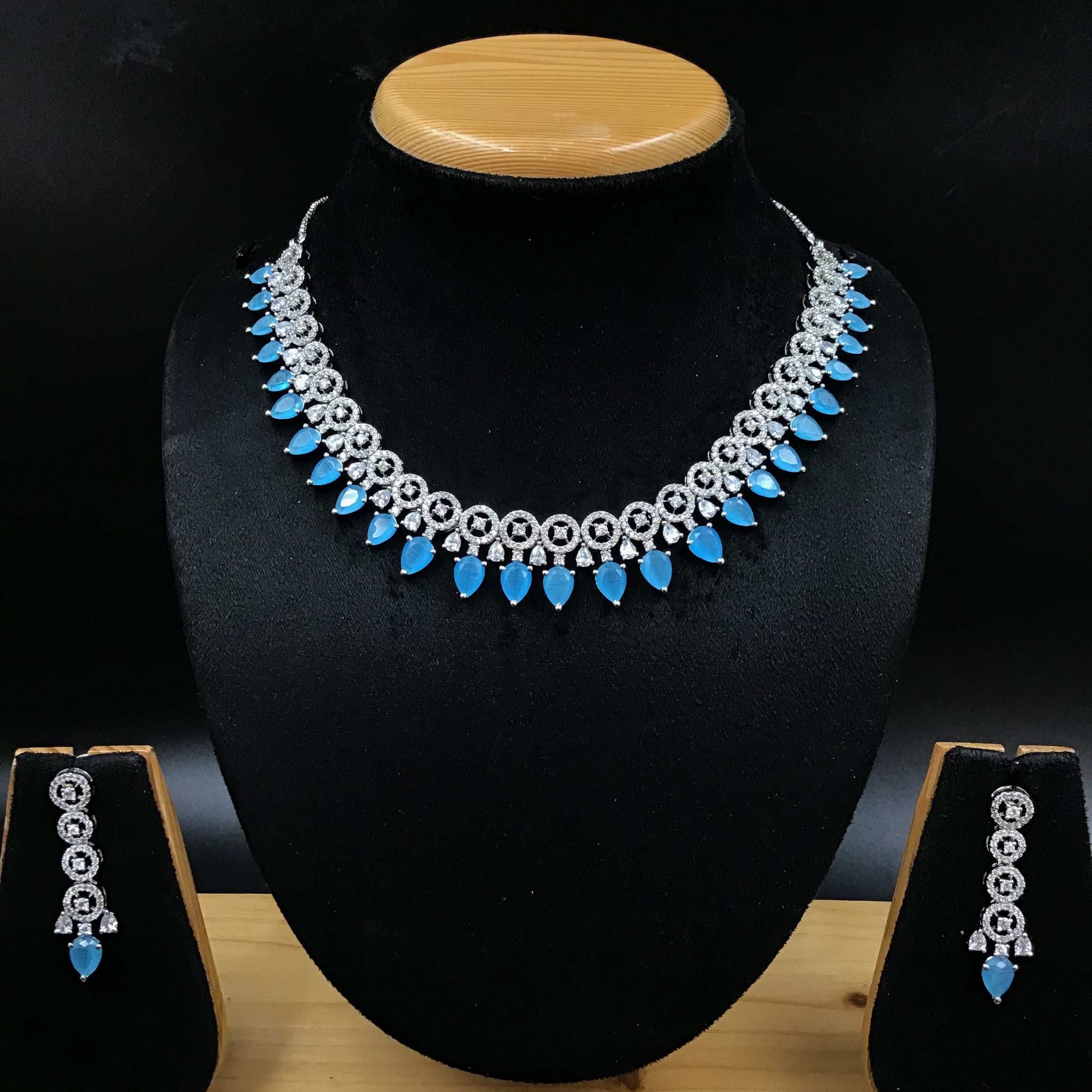 Round Neck Zircon/AD Necklace Set 5929-69 - Dazzles Jewellery