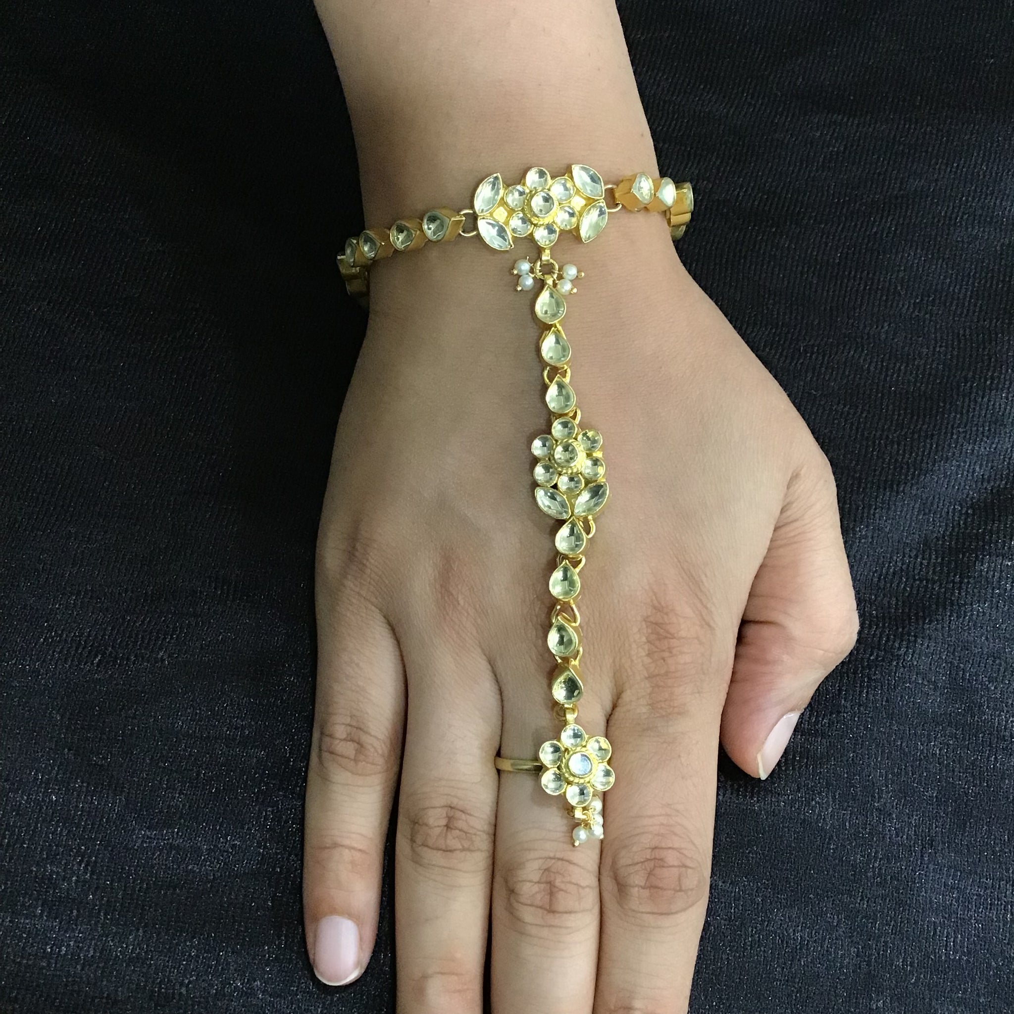 Hathphool 1394-100 - Dazzles Jewellery
