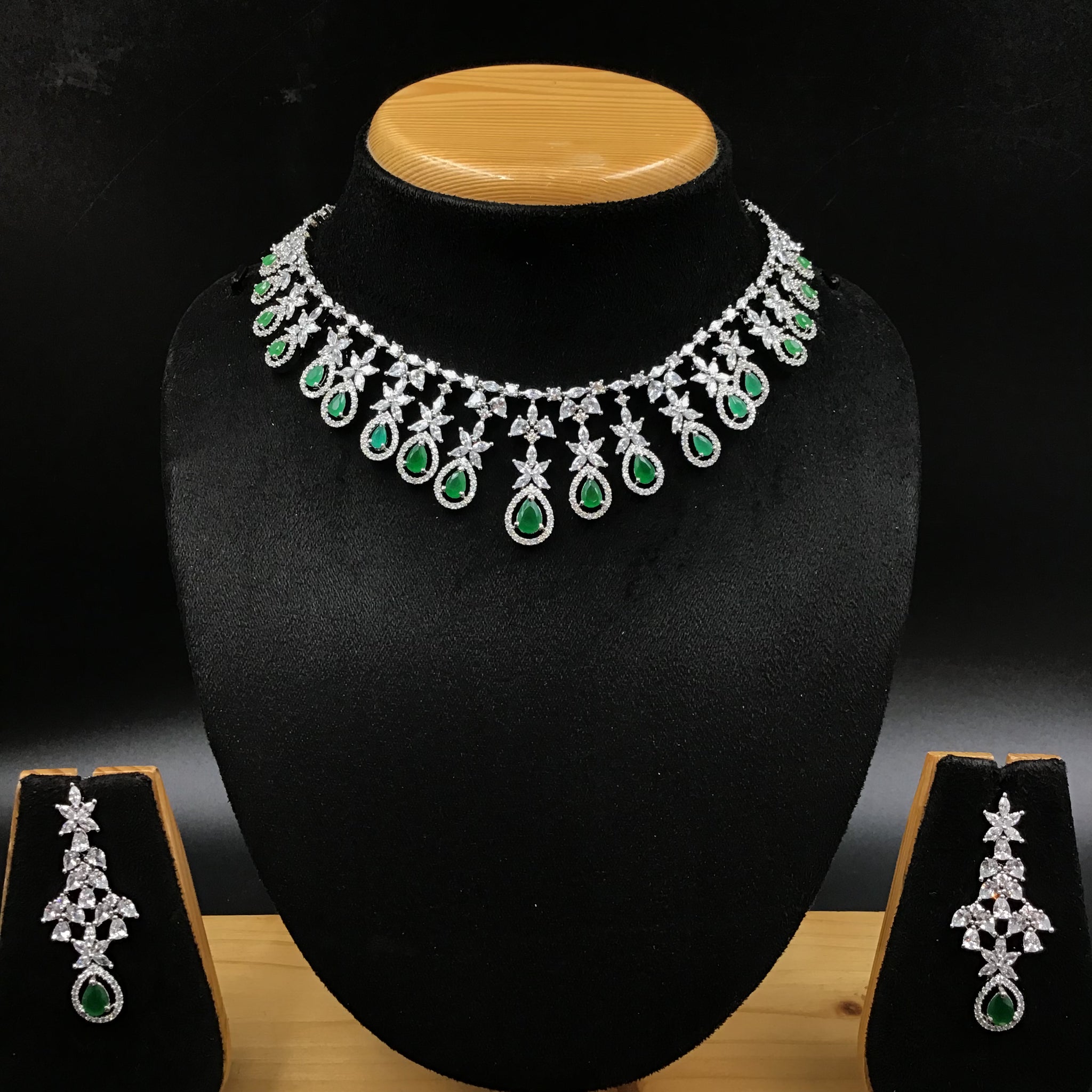 Round Neck Zircon/AD Necklace Set 5932-69 - Dazzles Jewellery