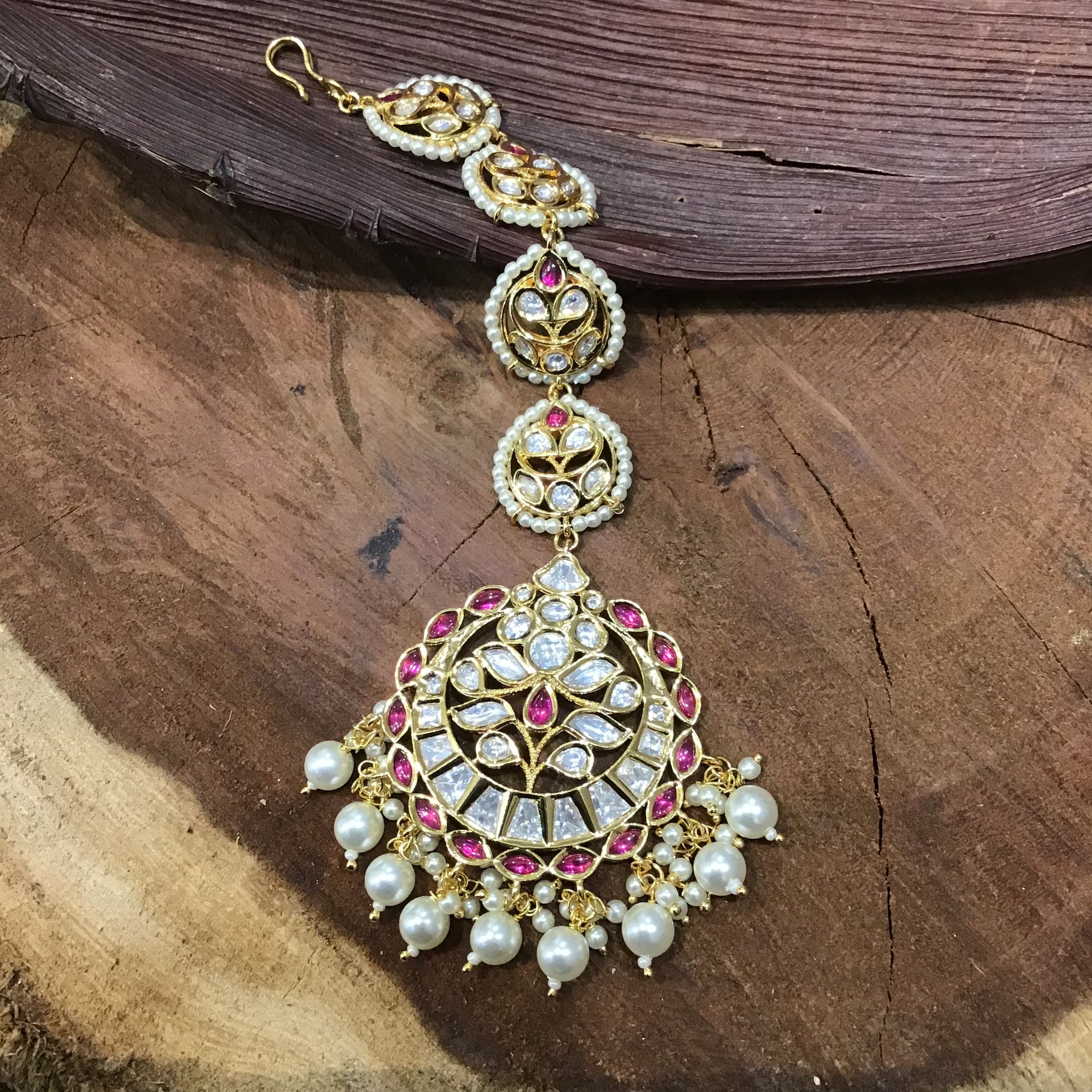 Ruby Kundan Pearl Maang Tikka 16291-3438 - Dazzles Jewellery