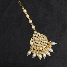 Kundan Maang Tikka 5901-28 - Dazzles Jewellery