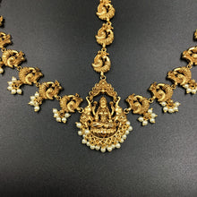 Antique Gold Finish Temple Mathapatti 7926 - Dazzles Jewellery