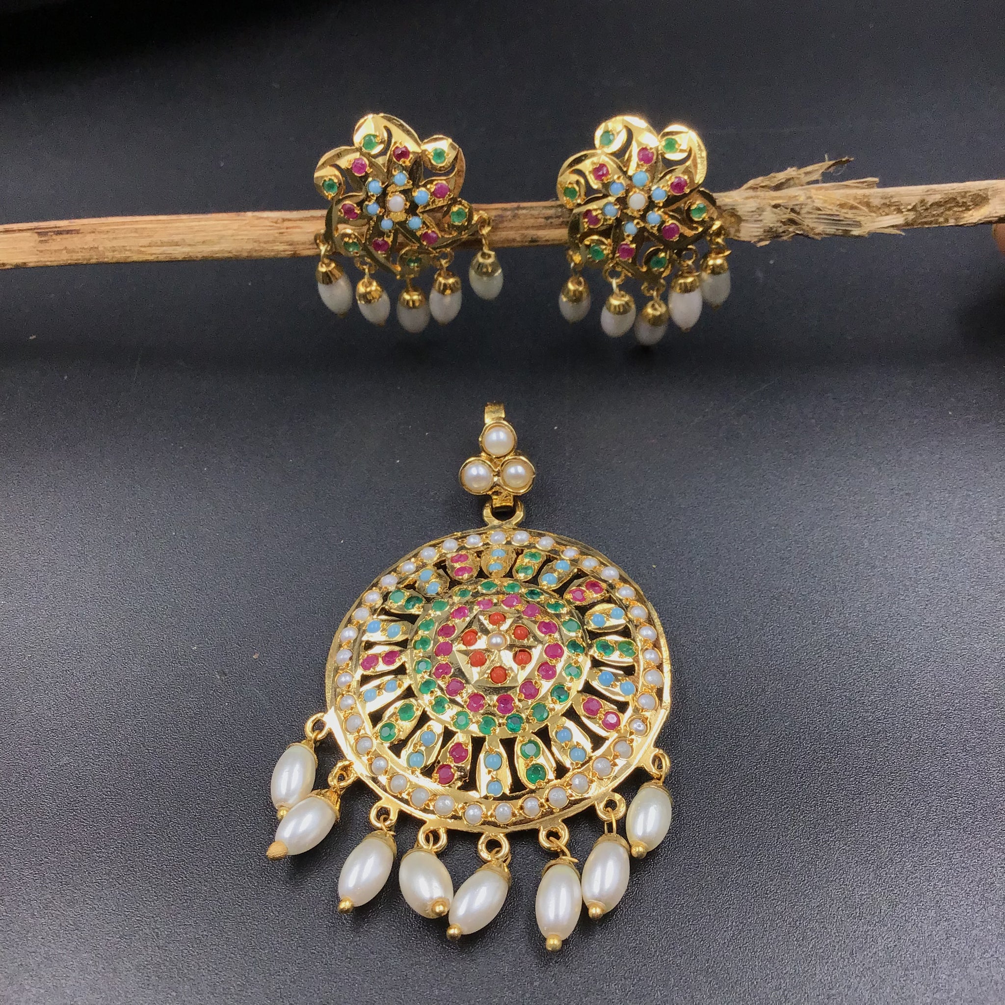 Multi Jadau Pendant Set - Dazzles Jewellery