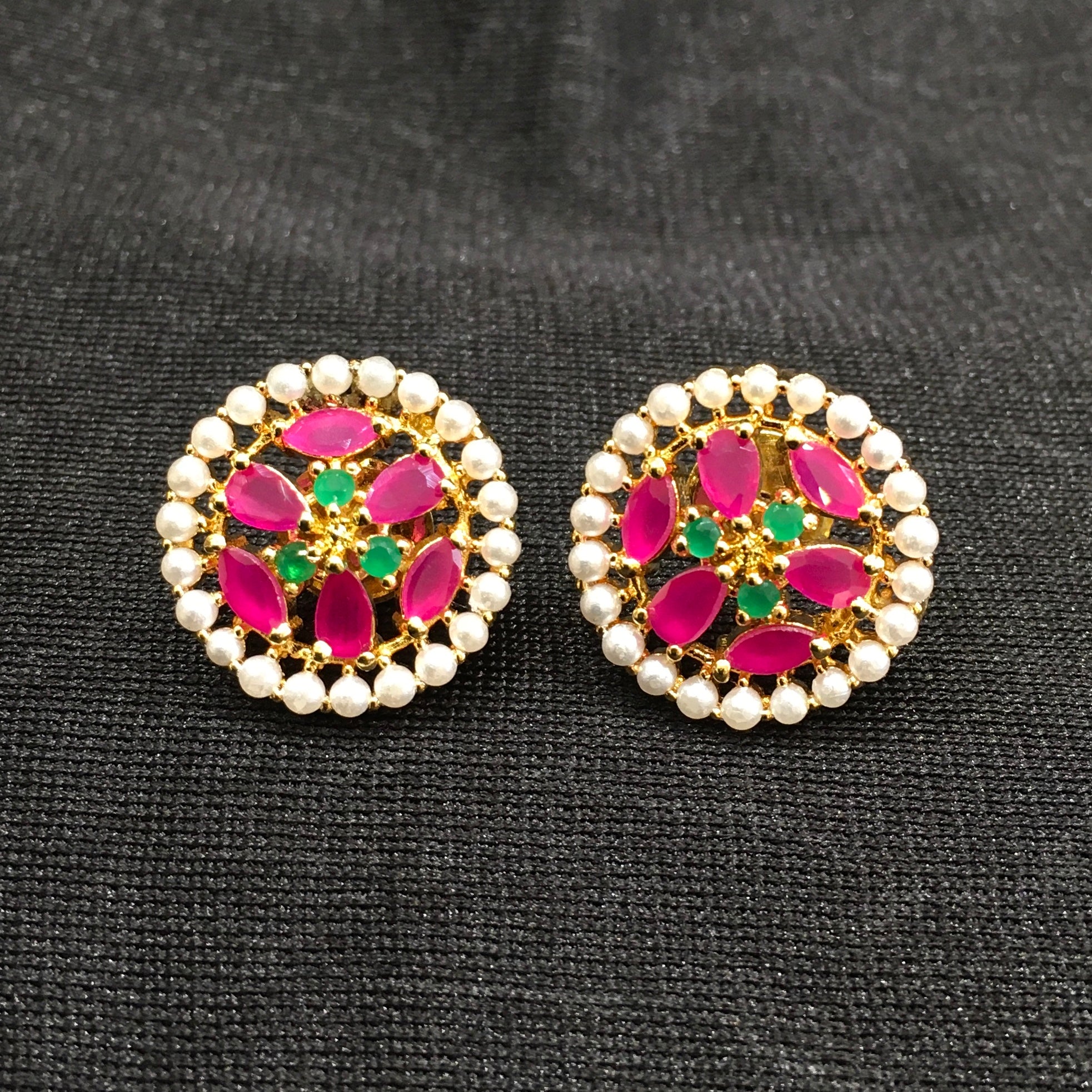 Tops/Studs Jadau Earring 5982-65 - Dazzles Jewellery