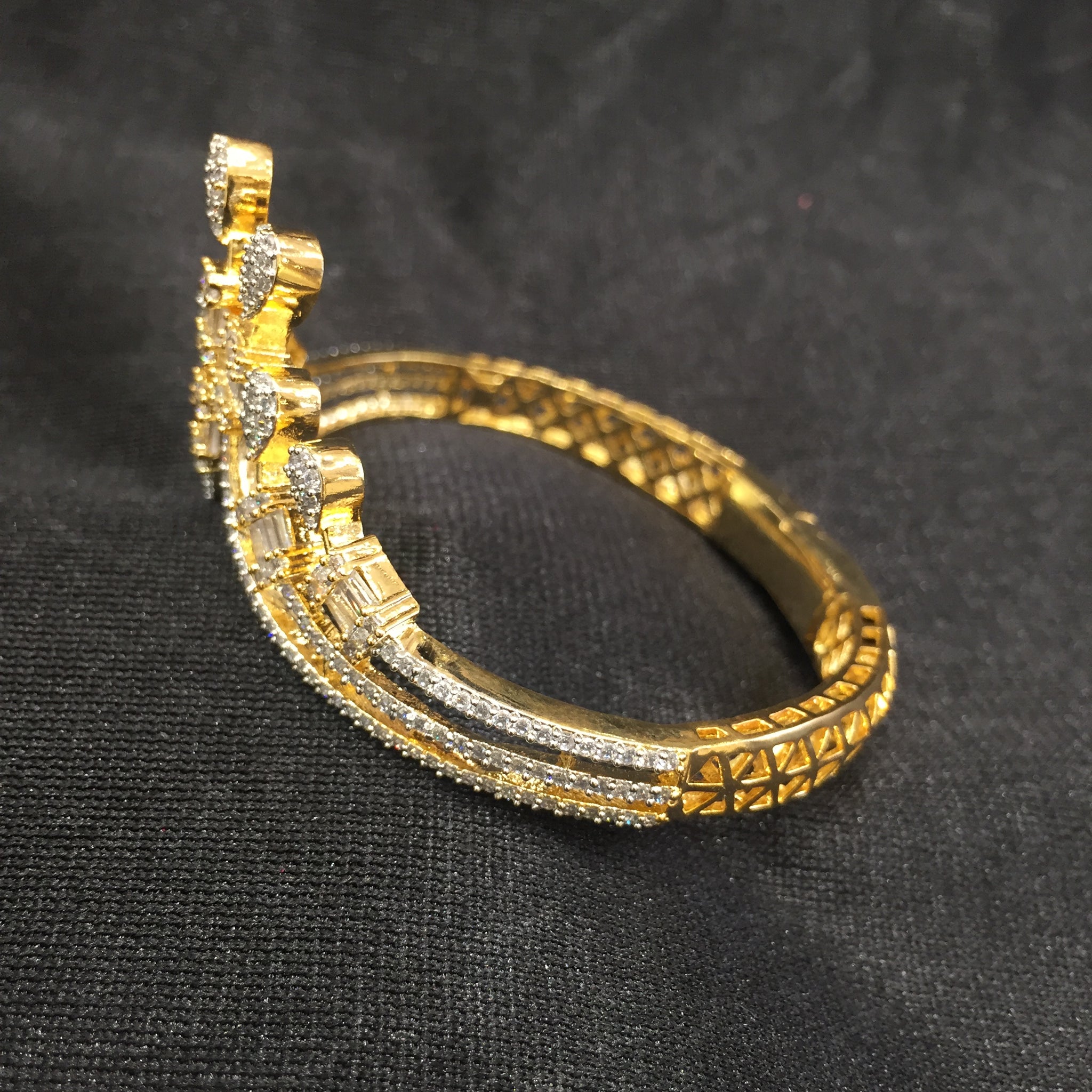 Zircon/AD Bracelet 6139-08 - Dazzles Jewellery