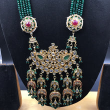 Green Kundan Pendant Set   13322-0293 - Dazzles Jewellery