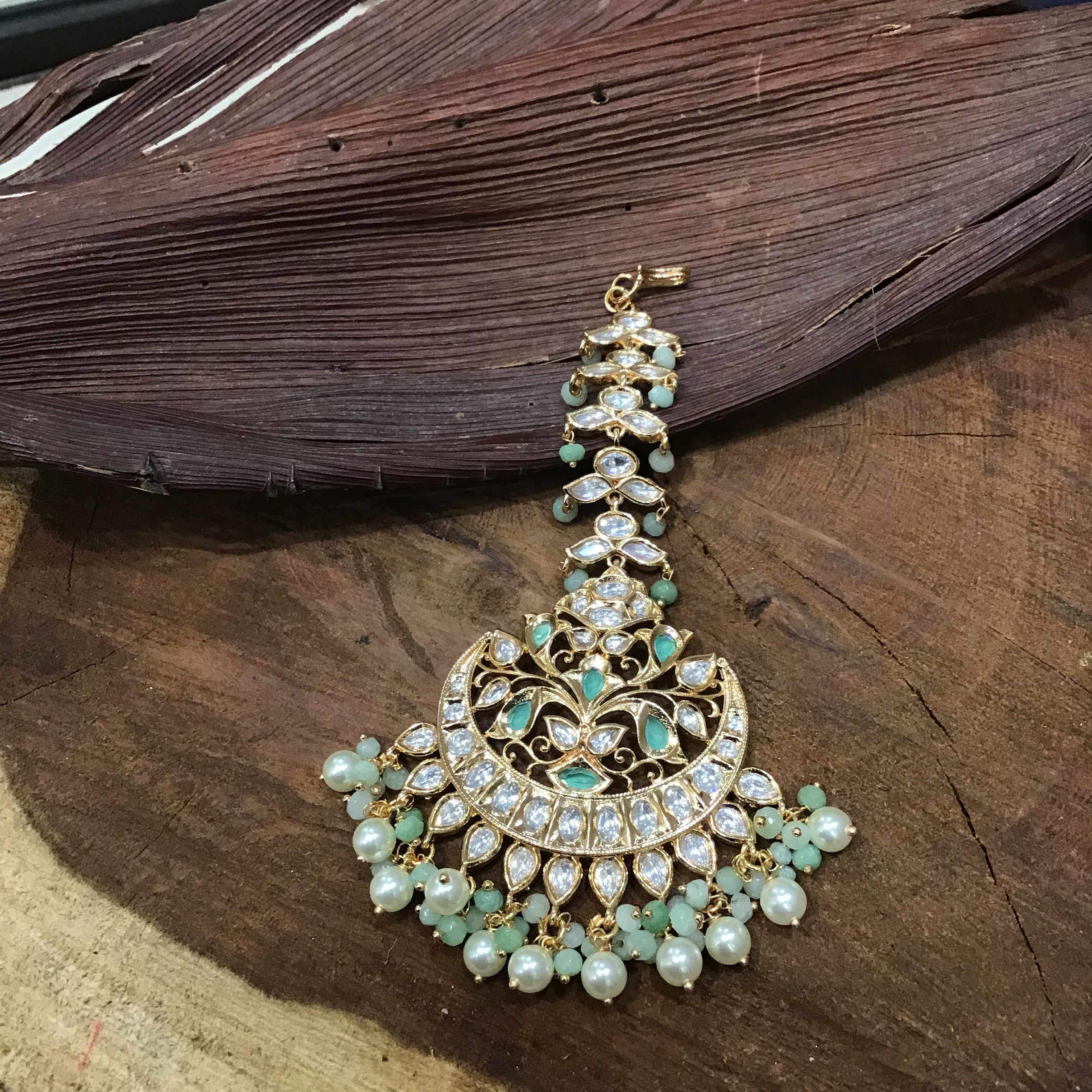 Light green maang tikka store