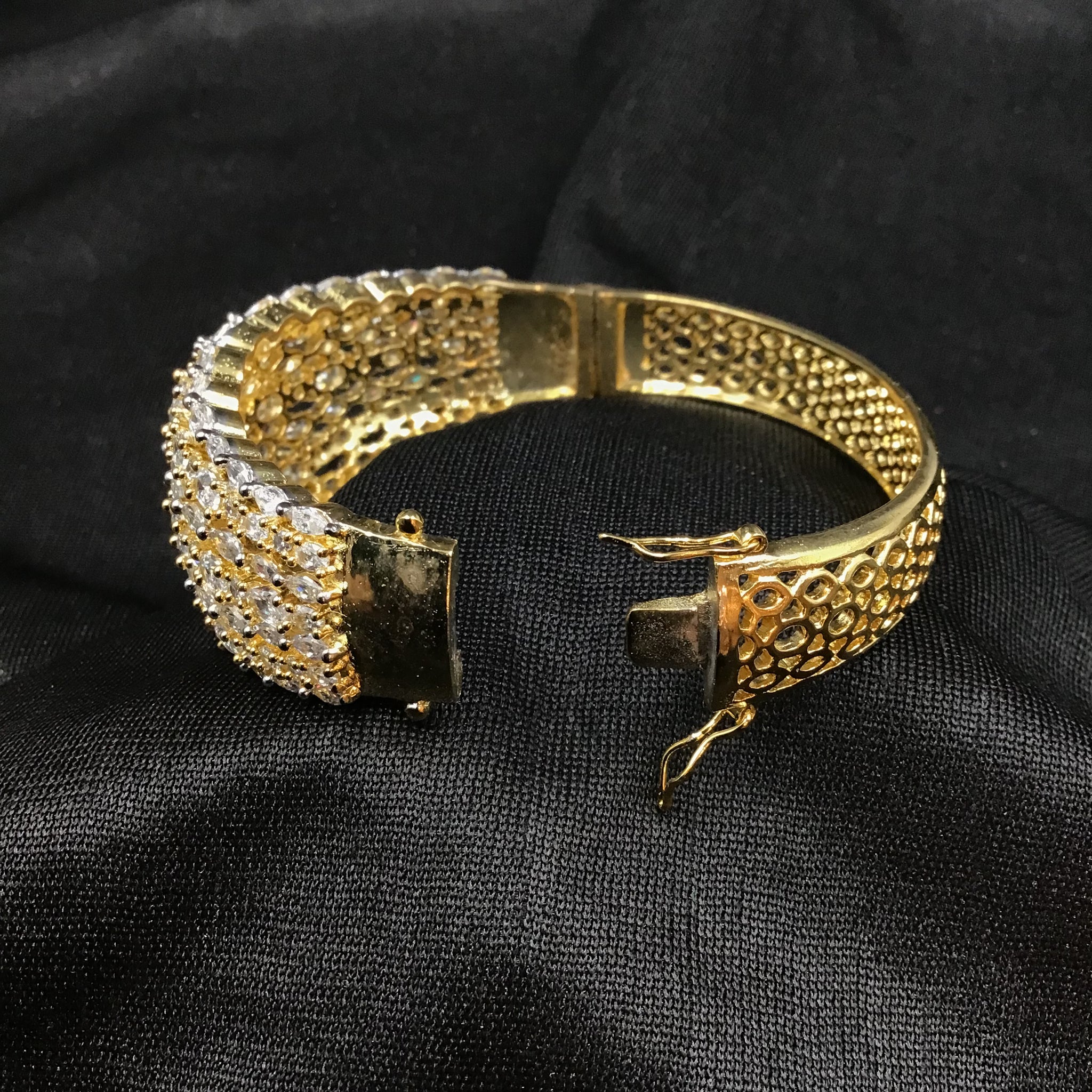 Zircon/AD Bracelet 3308-08 - Dazzles Jewellery
