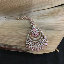 Zircon/AD Maang Tikka 1195-69 - Dazzles Jewellery