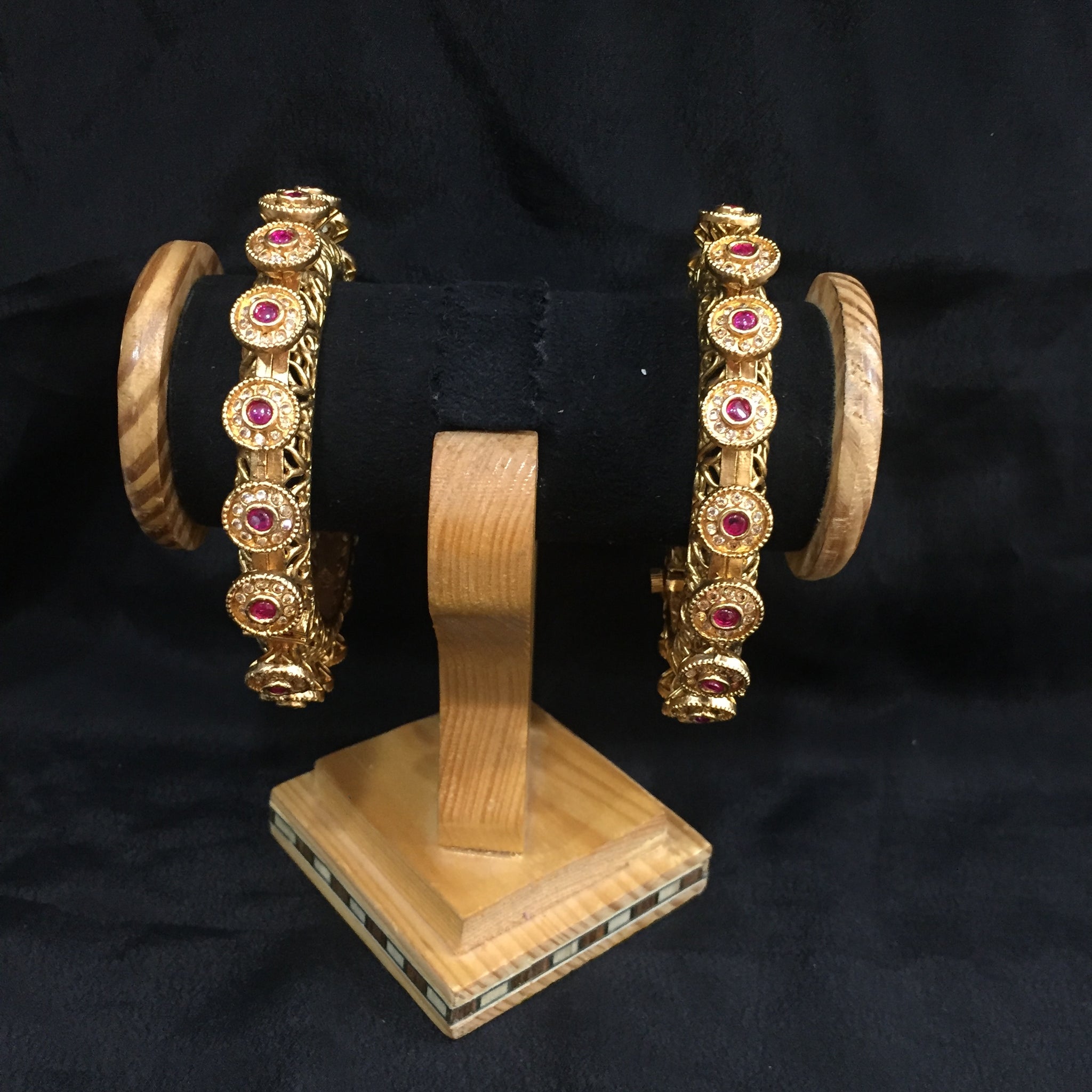Antique Gold Finish Bangles/Kada 4067-28 - Dazzles Jewellery