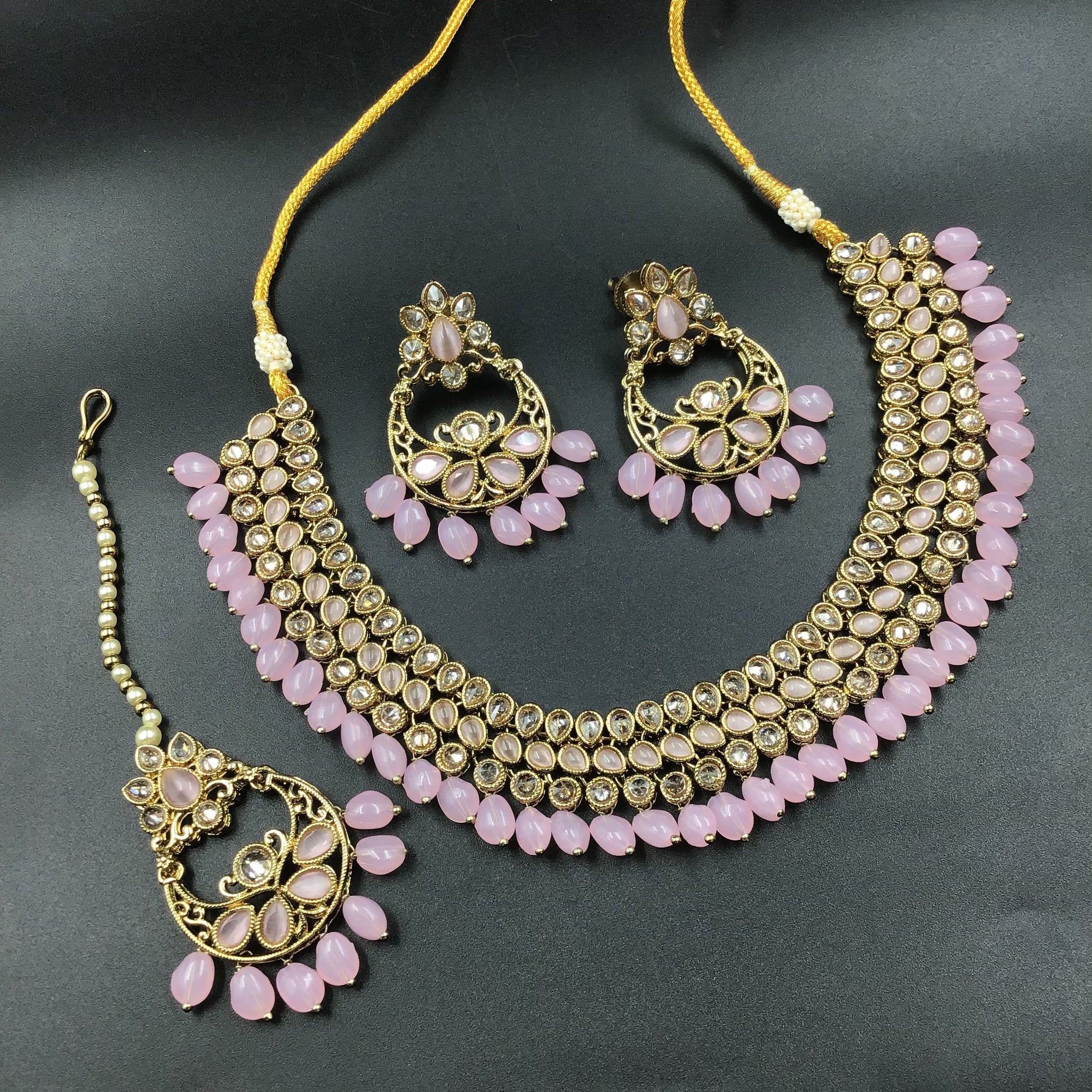 Round Neck Antique Necklace Set 4648-33 - Dazzles Jewellery
